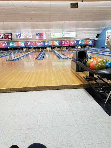 Bowling Alley «Woodbridge Bowling Center», reviews and photos, 346 Main St, Woodbridge, NJ 07095, USA