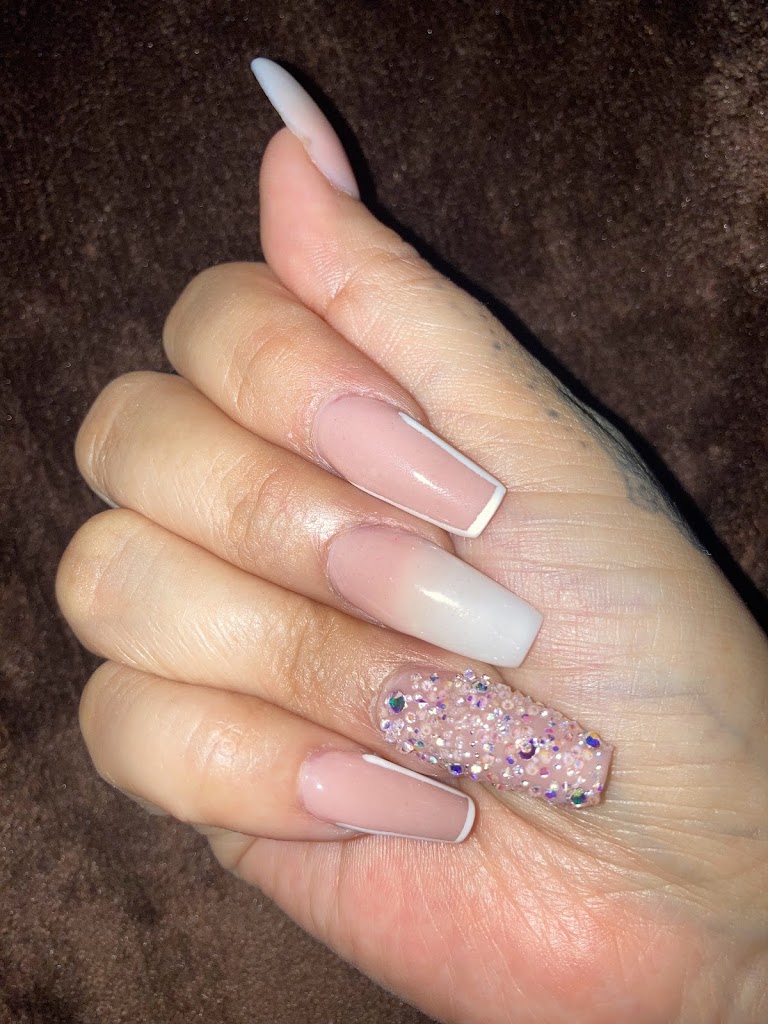 Bright Star Nail Salon 90805