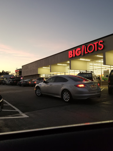 Discount Store «Big Lots», reviews and photos, 1207 Aviation Blvd, Redondo Beach, CA 90278, USA