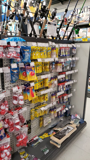 Sporting Goods Store «Big 5 Sporting Goods - Fresno», reviews and photos, 5488 N Blackstone Ave, Fresno, CA 93710, USA