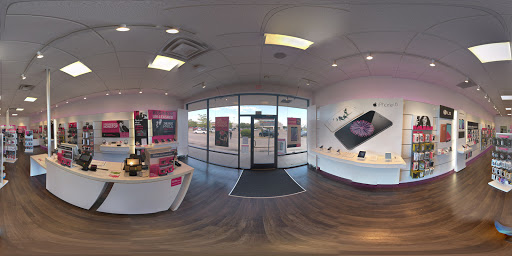 Cell Phone Store «T-Mobile», reviews and photos, 557 S 8th St, Colorado Springs, CO 80905, USA