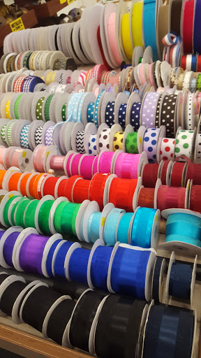 Fabric Store «Fabric Outlet», reviews and photos, 2109 Mission St, San Francisco, CA 94110, USA