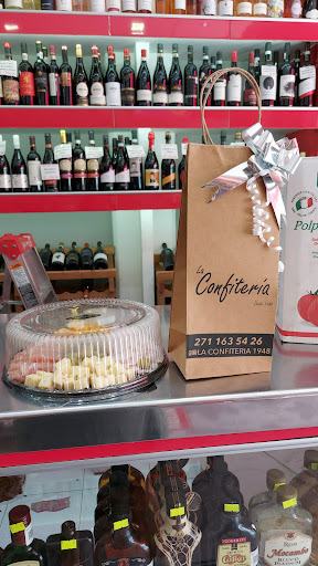 La Confitería 1948 | In Vino Veritas en Córdoba
