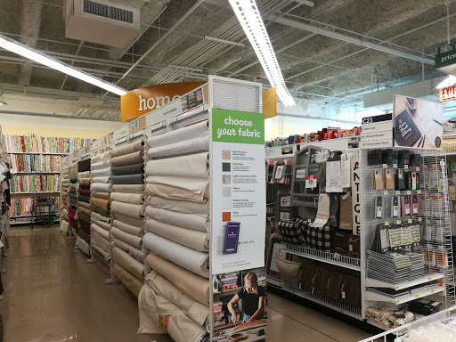 Fabric Store «Jo-Ann Fabrics and Crafts», reviews and photos, 555 W Roosevelt Rd, Chicago, IL 60607, USA
