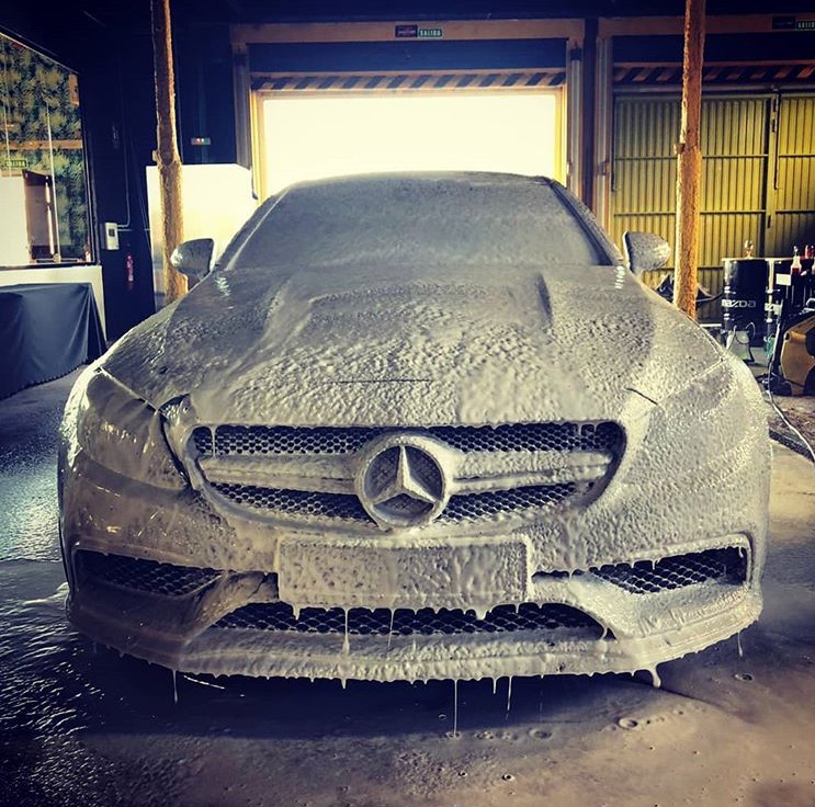 CARSBY CARWASH & CAFE