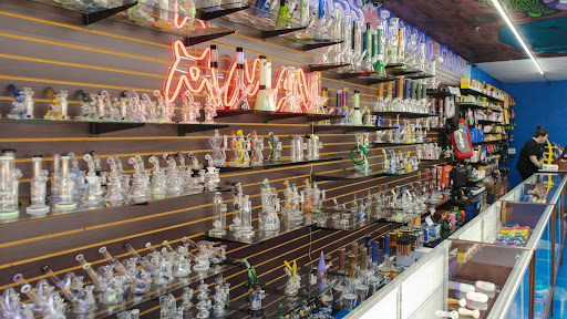 Vaporizer Store «Cloud 9 Smoke Co», reviews and photos, 180 Riverstone Pkwy #100, Canton, GA 30114, USA