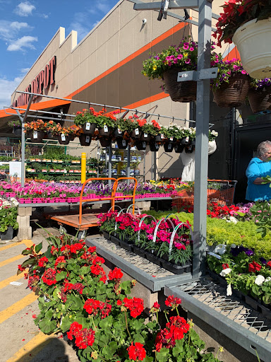 Home Improvement Store «The Home Depot», reviews and photos, 300 Thruway Plaza Dr, Cheektowaga, NY 14225, USA