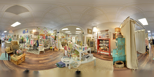 Boutique «Oak & Lace», reviews and photos, 802 S Main St, Columbia, TN 38401, USA