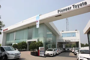 Pioneer Toyota image