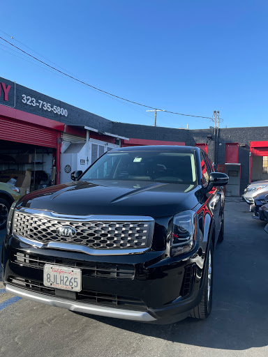 New Smile Auto Body image