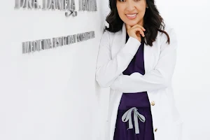 Dra. Daniela Tavera. Medicina estética y cosmética image