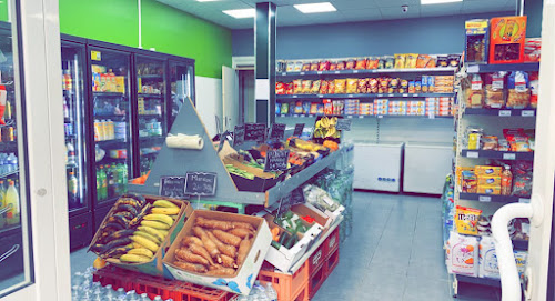 Épicerie Rapid market à Villeneuve-le-Roi