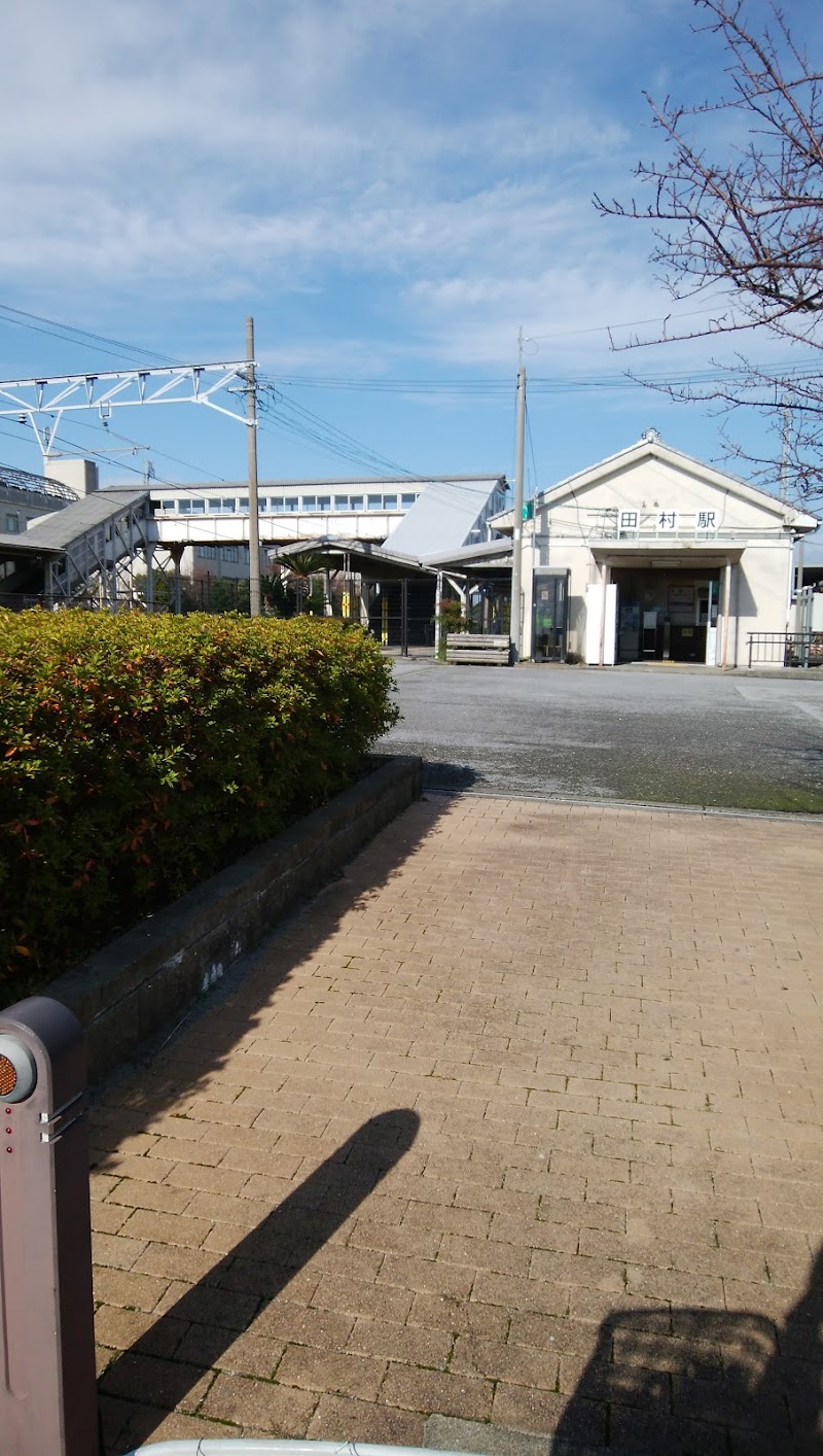長浜市田村駅東駐車場(北側)