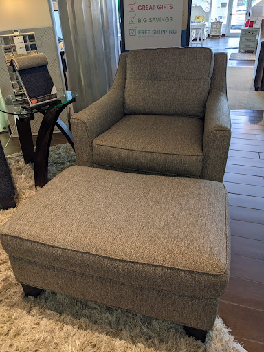 Furniture Store «Rooms To Go & Rooms To Go Kids Furniture Store - Miami International (Doral)», reviews and photos, 10623 NW 12th St, Doral, FL 33172, USA