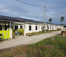 Perumahan Martubung photo