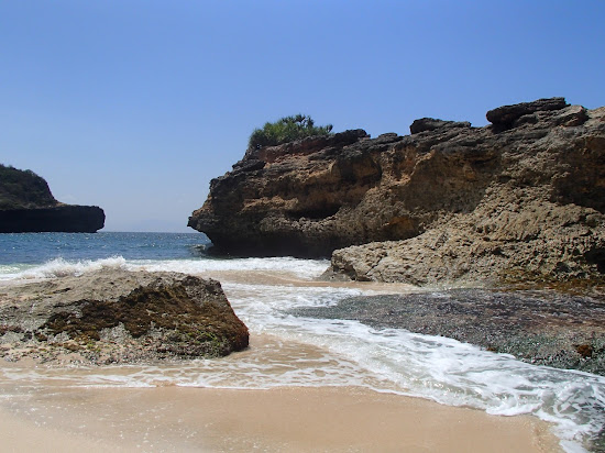 Goroh Kemalik Beach