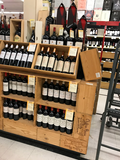 Wine Store «Total Wine & More», reviews and photos, 6240 Little River Turnpike, Alexandria, VA 22312, USA