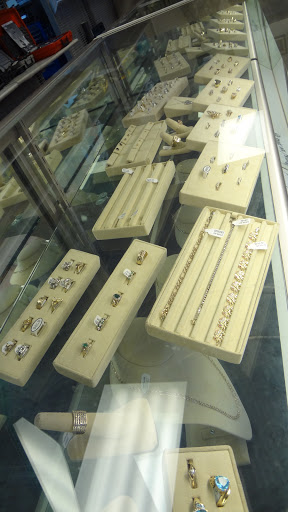 Pawn Shop «Mad Dog Pawn», reviews and photos, 3324 Manatee Ave W, Bradenton, FL 34205, USA