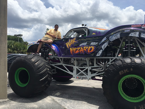 Used Car Dealer «Deal Time Cars & Credit», reviews and photos, 3450 W Colonial Dr, Orlando, FL 32808, USA