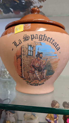 Thrift Store «Diversity Thrift», reviews and photos