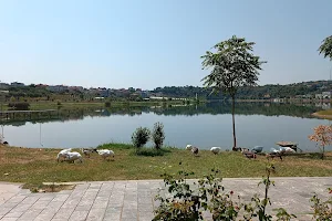 Liqeni i Belshit image