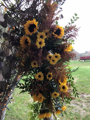 Florist «House Of Flowers», reviews and photos, 611 Main St, Forest City, PA 18421, USA