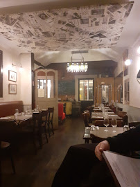 Atmosphère du Restaurant français Le Père Louis à Neuilly-Plaisance - n°5