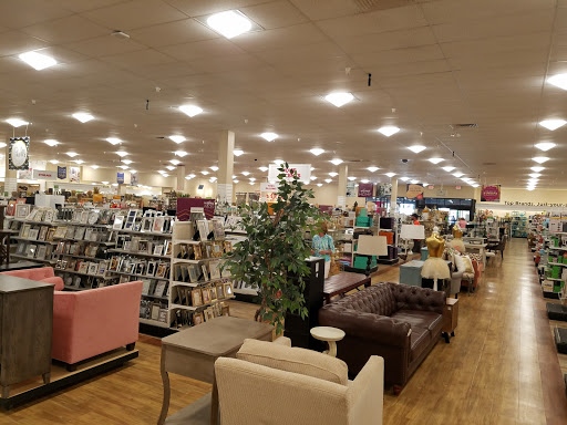 Department Store «HomeGoods», reviews and photos, 4155 9th St N, Naples, FL 34103, USA