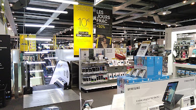 FNAC Paris - Bercy Village à Paris