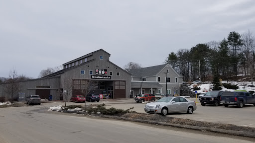 Grocery Store «Bow Street Market», reviews and photos, 79 Bow St, Freeport, ME 04032, USA