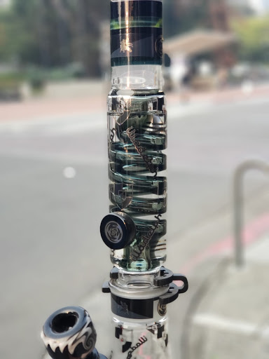 Glass Shop «WHELANS GLASS GALLERY, VAPOR, CIGAR, GIFT & SMOKE SHOP», reviews and photos, 2486 Bancroft Way, Berkeley, CA 94704, USA