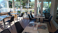 Atmosphère du Restaurant Bar de l'Hotel de Ville à Bretignolles-sur-Mer - n°2