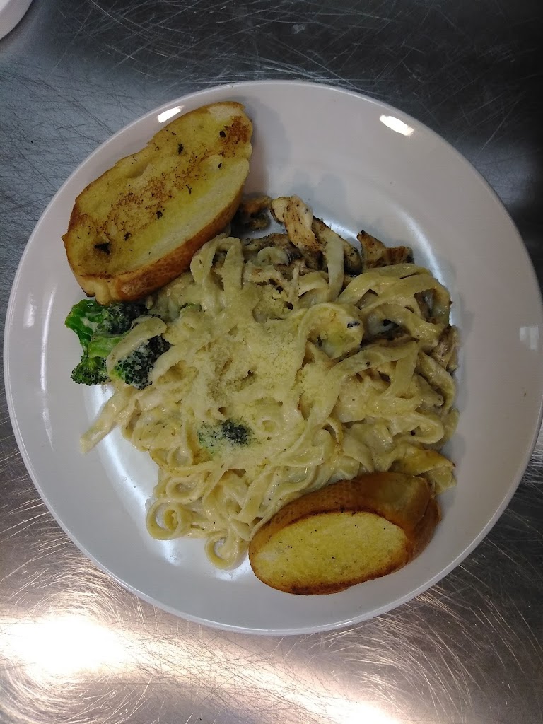 MaCaronis Grill 46120