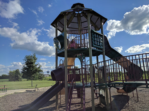 Park «Tuscany Trail Park», reviews and photos, 445 Grape Vine Trail, Oswego, IL 60543, USA