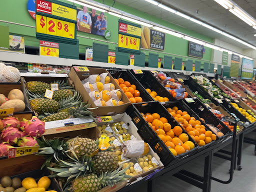 Grocery Store «H-E-B Grocery», reviews and photos, 206 S Alamo St, Refugio, TX 78377, USA