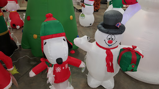 Home Goods Store «At Home», reviews and photos, 11221 Outlet Dr, Knoxville, TN 37932, USA