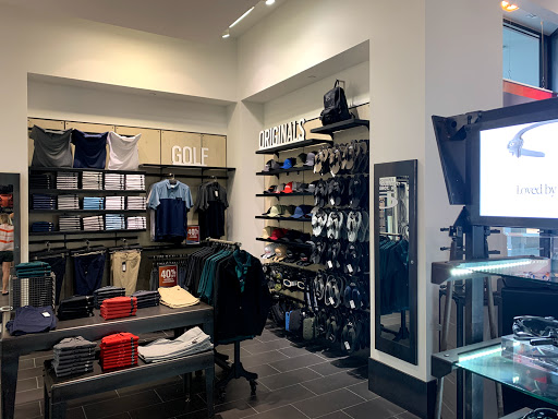 Sunglasses Store «Oakley Store», reviews and photos, 548 Brandon Town Center Dr, Brandon, FL 33511, USA