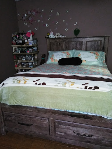 Furniture Store «Ashley HomeStore», reviews and photos, 9301 Tampa Ave, Northridge, CA 91324, USA