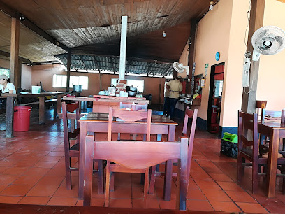 Restaurante Punto Paisa - a 4-212, Chinú-Sahagún #4-28, Chinú, Córdoba, Colombia