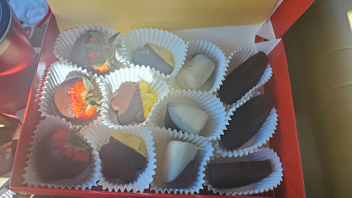 Gift Shop «Edible Arrangements», reviews and photos, 8336 Agora Pkwy #110, Selma, TX 78154, USA