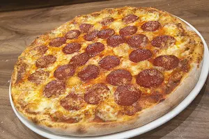 Elika Pizza image
