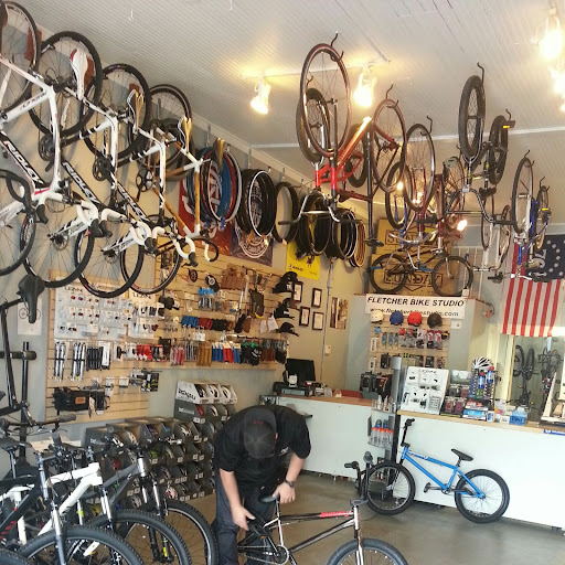 Fletcher Bike Studio, 2404 Taft St, Houston, TX 77006, USA, 