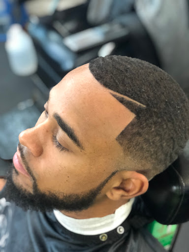 Barber Shop «Fine Line Barber shop», reviews and photos, 2408 Avenue G NW, Winter Haven, FL 33880, USA