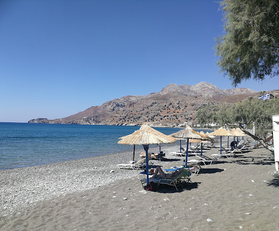 Tsoutsourou beach