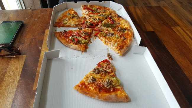 Anmeldelser af Bolbro Pizza & Grill i Odense - Pizza
