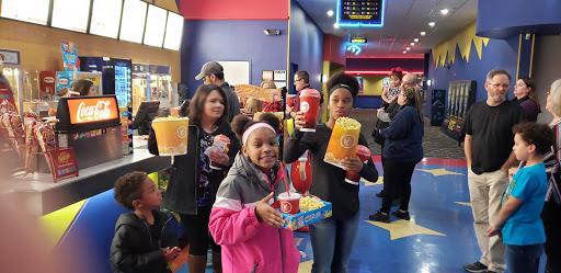 Movie Theater «Regal Cinemas Jewel 16», reviews and photos, 7200 Woodway Dr, Waco, TX 76712, USA