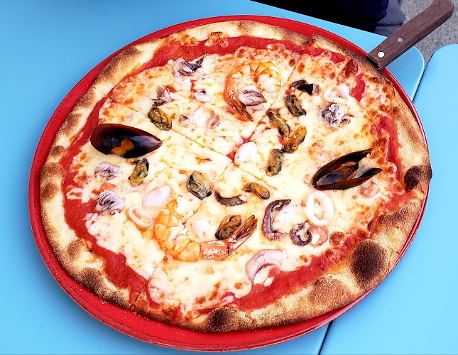 Mattoni Restaurant - Pizza