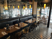 Bar du Restaurant italien La Romanella à Paris - n°2