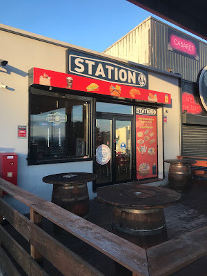 Station44 à Saint-Mitre-les-Remparts