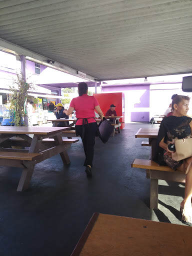 Shopping Mall «Los Amigos Mall», reviews and photos, 307 E Jefferson Blvd, Los Angeles, CA 90011, USA